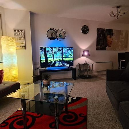 Luxury 2 Bed Apt With Free Wi-Fi & Parking マンチェスター エクステリア 写真