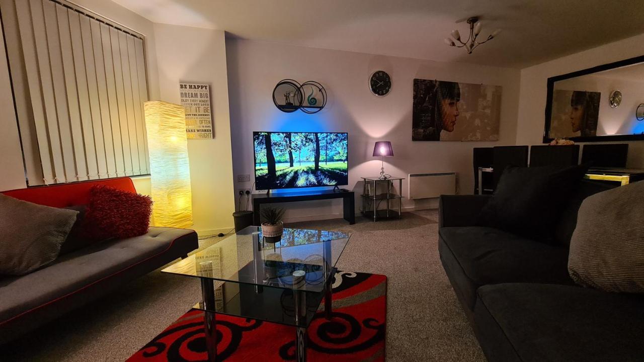 Luxury 2 Bed Apt With Free Wi-Fi & Parking マンチェスター エクステリア 写真