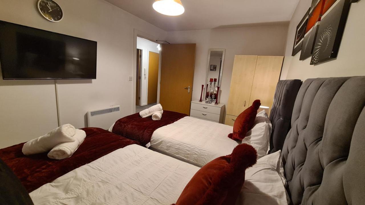 Luxury 2 Bed Apt With Free Wi-Fi & Parking マンチェスター エクステリア 写真
