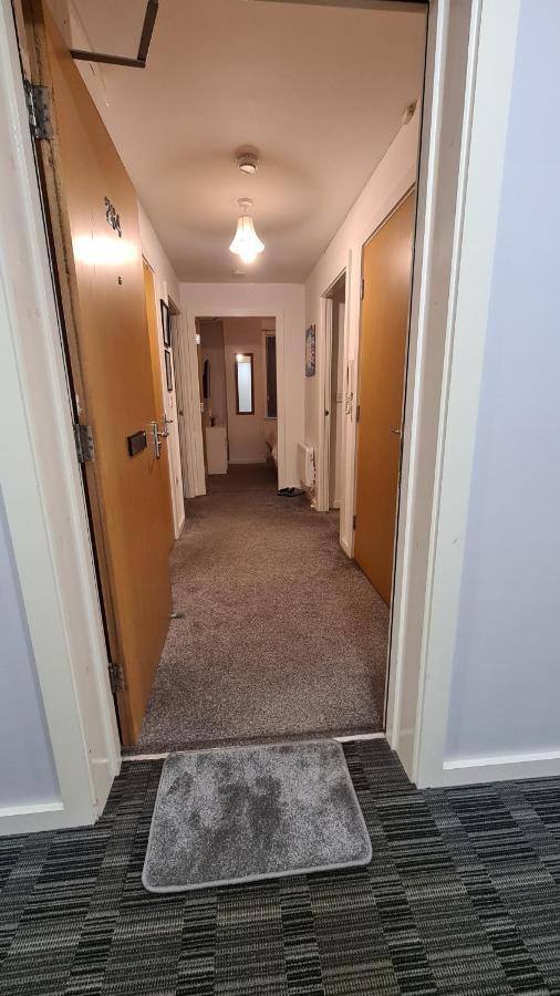 Luxury 2 Bed Apt With Free Wi-Fi & Parking マンチェスター エクステリア 写真