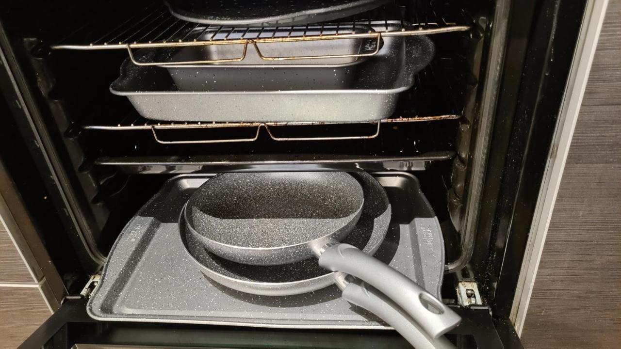 Luxury 2 Bed Apt With Free Wi-Fi & Parking マンチェスター エクステリア 写真